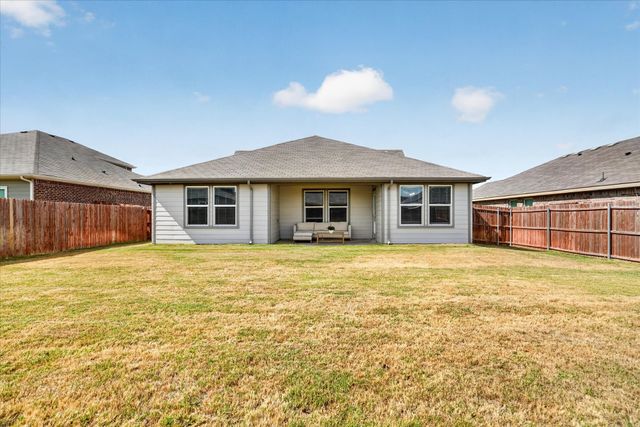 1504 Battery Park Drive, Alvarado, TX 76009