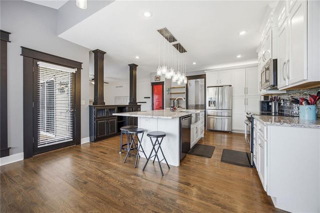 6220 N Indiana Avenue, Kansas City, MO 64119