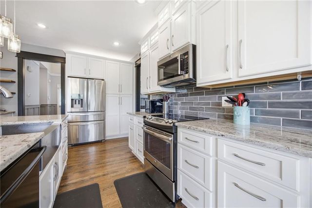 6220 N Indiana Avenue, Kansas City, MO 64119