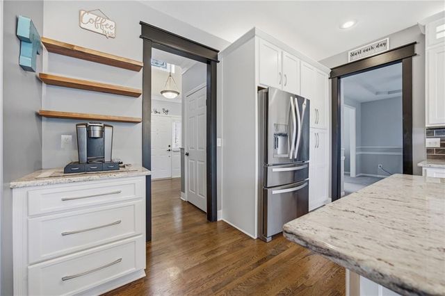 6220 N Indiana Avenue, Kansas City, MO 64119