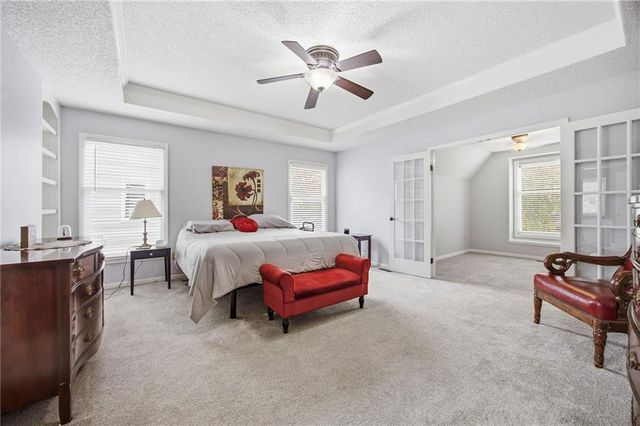 6220 N Indiana Avenue, Kansas City, MO 64119
