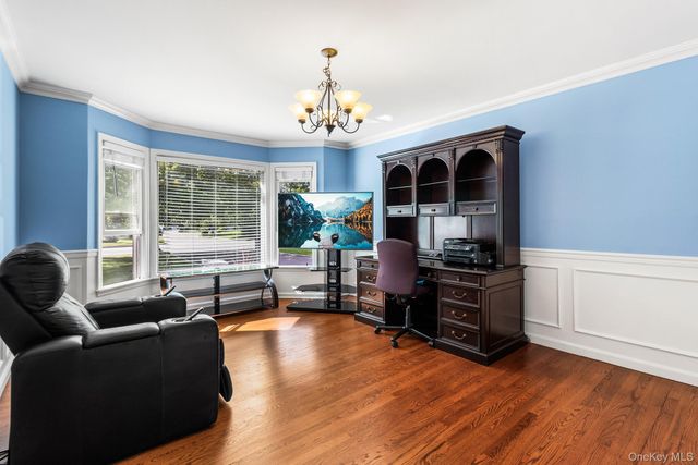 155 Little Plains Road, Huntington, NY 11743