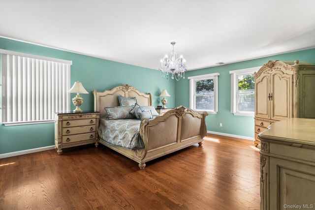 155 Little Plains Road, Huntington, NY 11743