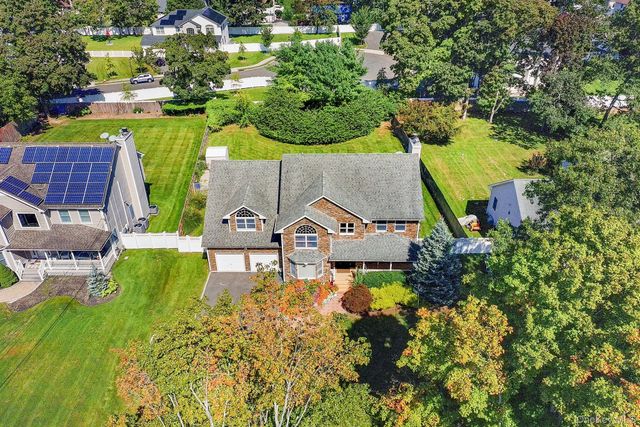 155 Little Plains Road, Huntington, NY 11743