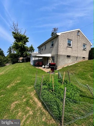 2500 S 2ND ST, Steelton, PA 17113