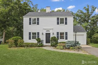 80 Chestnut Street, Milltown, NJ 08850
