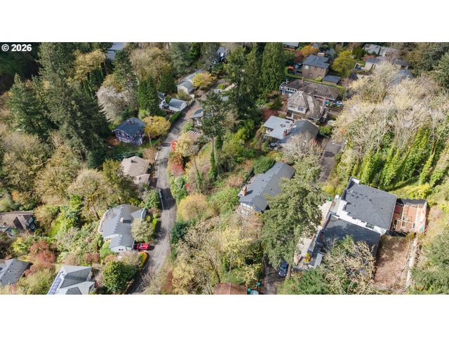 Nw VERDE VISTA Ter, Portland, OR 97210