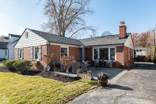 7060 N Park Avenue, Indianapolis, IN 46220