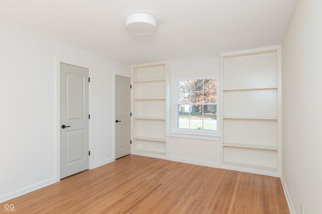 7060 N Park Avenue, Indianapolis, IN 46220