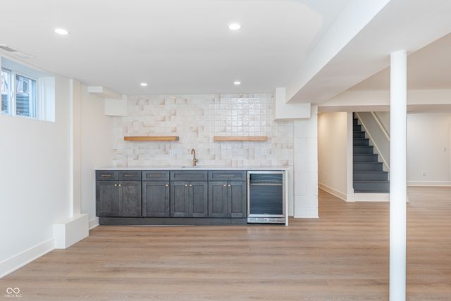 7060 N Park Avenue, Indianapolis, IN 46220