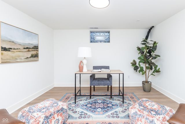 7060 N Park Avenue, Indianapolis, IN 46220