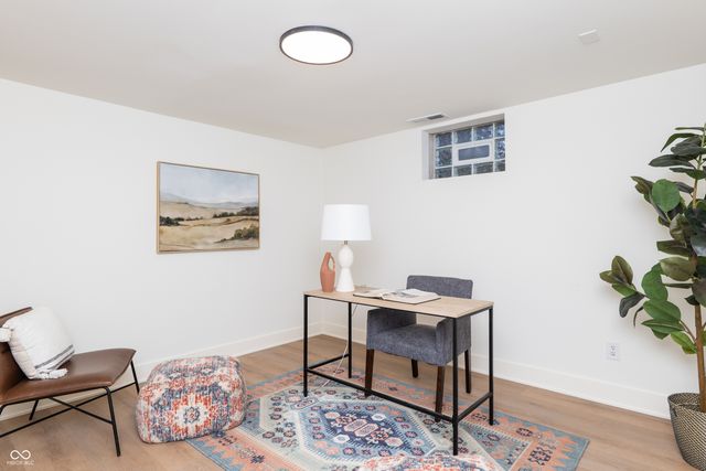 7060 N Park Avenue, Indianapolis, IN 46220