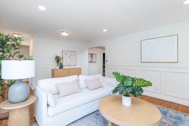 7060 N Park Avenue, Indianapolis, IN 46220