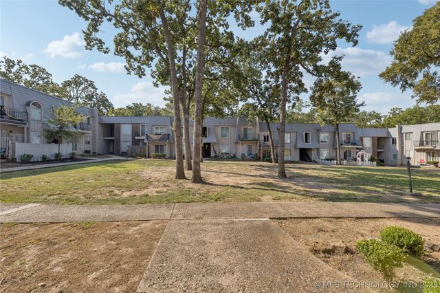 4894 E 68th Street 248, Tulsa, OK 74136