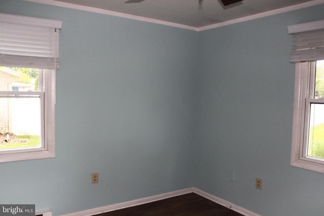 2021 BRENTWOOD DR, Middletown, PA 17057