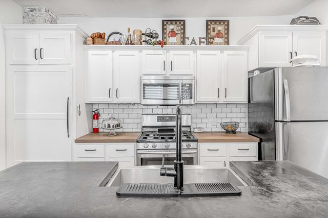 357 FRANK Street, Council Bluffs, IA 51503