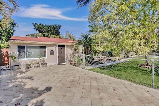 2199 NE 182nd St 1 and 2, North Miami Beach, FL 33162