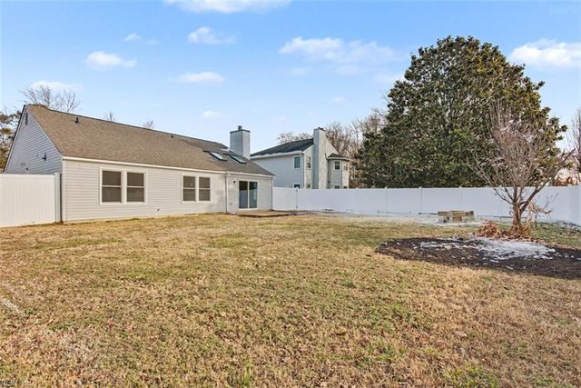 803 Ashley PL, Newport News, VA 23608