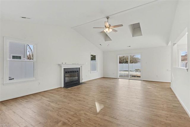 803 Ashley PL, Newport News, VA 23608