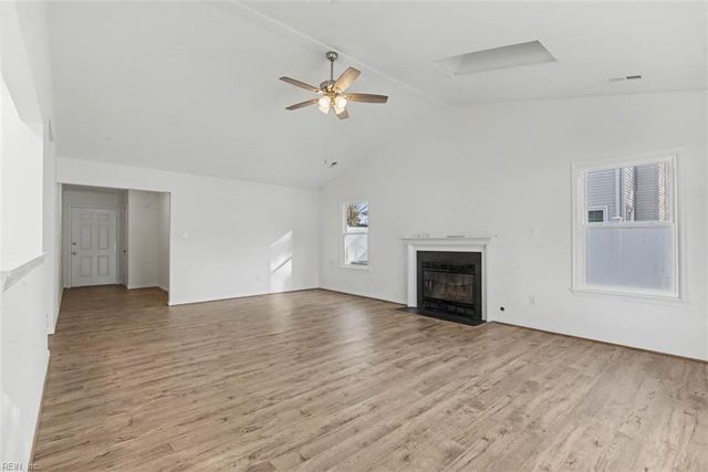 803 Ashley PL, Newport News, VA 23608