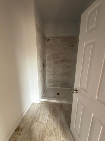 508 Allen Avenue, Bonham, TX 75418