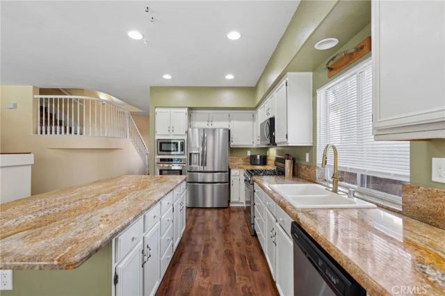 39673 Montebello Way, Murrieta, CA 92563