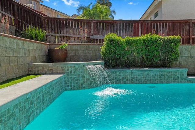 39673 Montebello Way, Murrieta, CA 92563