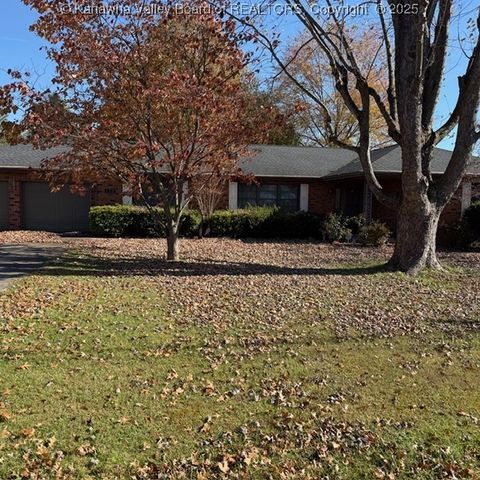 129 Green Acres Drive, Hurricane, WV 25526