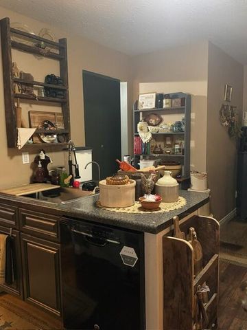 99 Wisteria Lane, Morehead, KY 40351