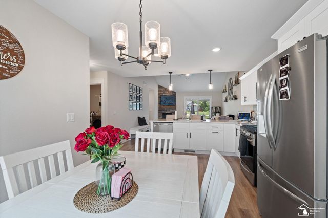 4157 Caitlin Court, Lambertville, MI 48144