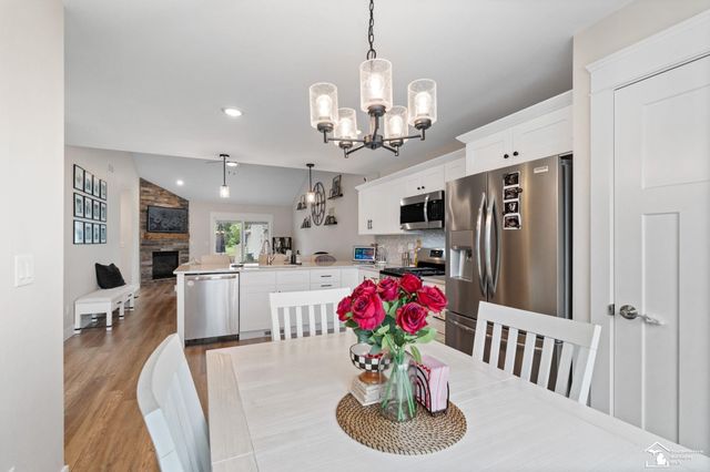4157 Caitlin Court, Lambertville, MI 48144