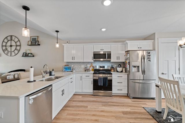4157 Caitlin Court, Lambertville, MI 48144