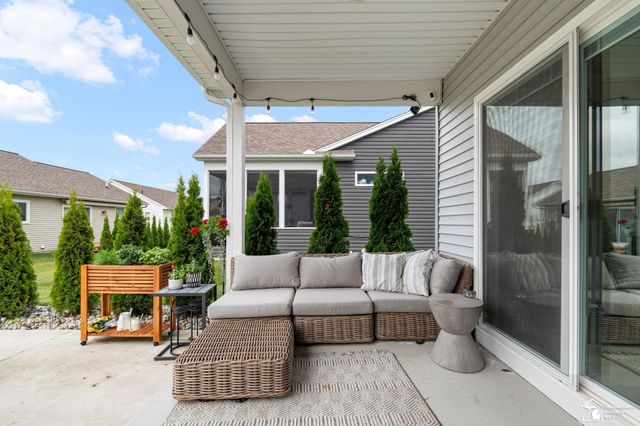 4157 Caitlin Court, Lambertville, MI 48144
