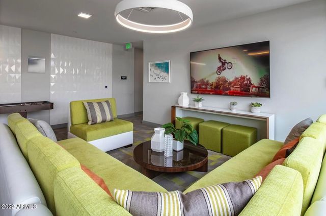 425 W OSBORN Road 305, Phoenix, AZ 85013