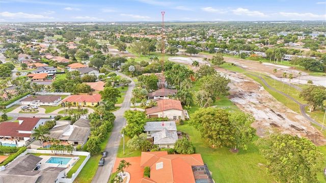 19015 E Saint Andrews Drive, Hialeah, FL 33015