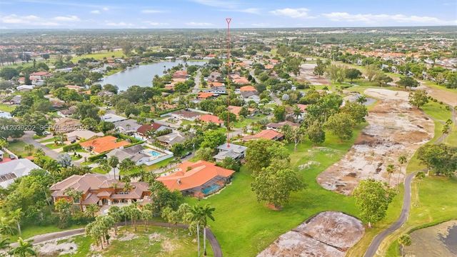 19015 E Saint Andrews Drive, Hialeah, FL 33015