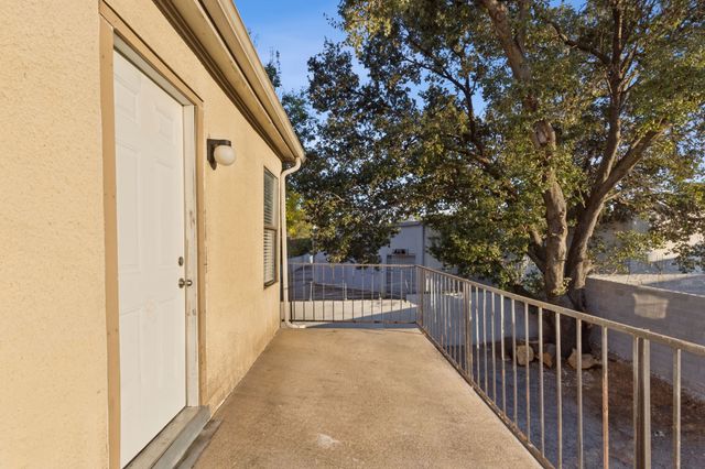 7030 Fair Oaks Avenue 110, Dallas, TX 75231