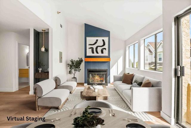 711 S Bayshore Boulevard 22, San Mateo, CA 94401