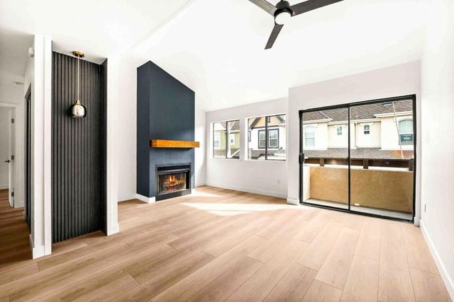 711 S Bayshore Boulevard 22, San Mateo, CA 94401