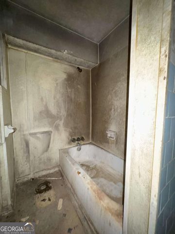 707 Dill Avenue SW, Atlanta, GA 30310