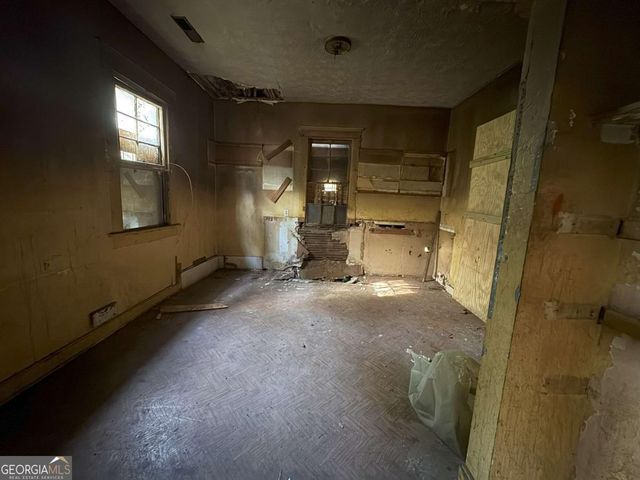 707 Dill Avenue SW, Atlanta, GA 30310