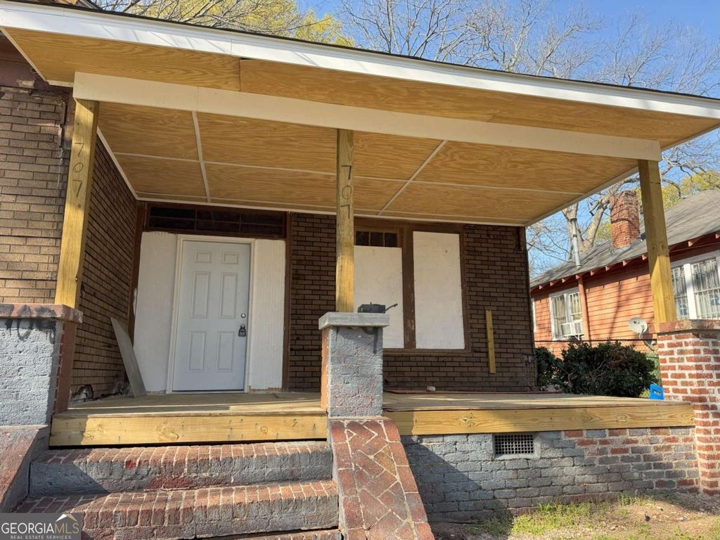 707 Dill Avenue SW, Atlanta, GA 30310
