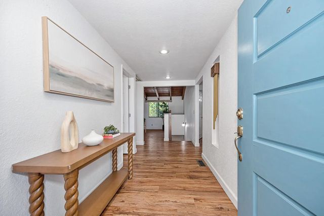 3365 Oakcreek Dr, Rocklin, CA 95677