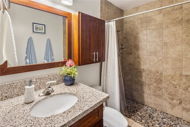 354B Kaelepulu Drive 802, Kailua, HI 96734