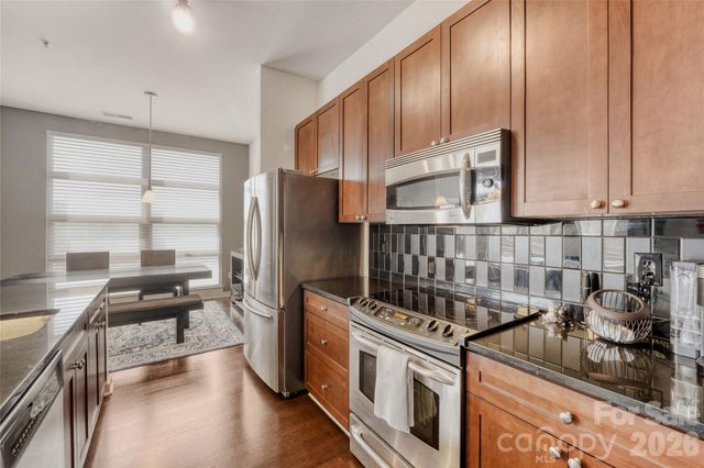 525 E 6th Street, Charlotte, NC 28202