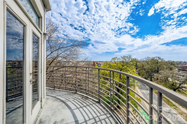 525 E 6th Street, Charlotte, NC 28202