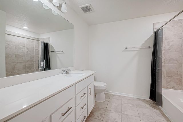 7106 Escondido Drive, Rosharon, TX 77583