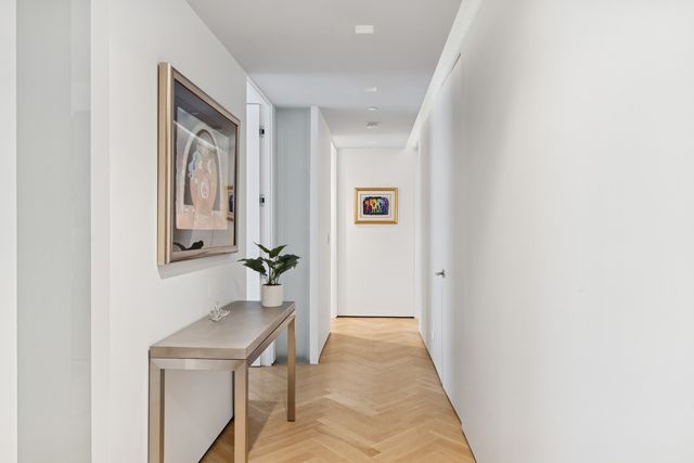 680 N Lake Shore Drive 1306, Chicago, IL 60611