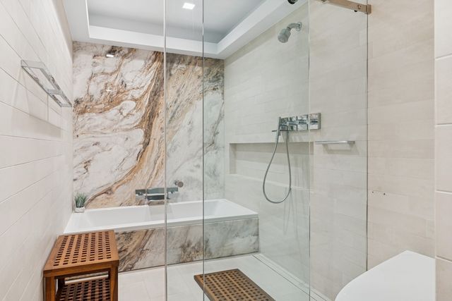 680 N Lake Shore Drive 1306, Chicago, IL 60611