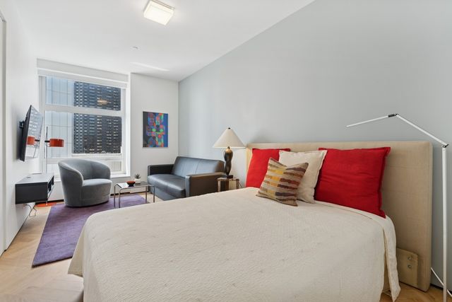 680 N Lake Shore Drive 1306, Chicago, IL 60611